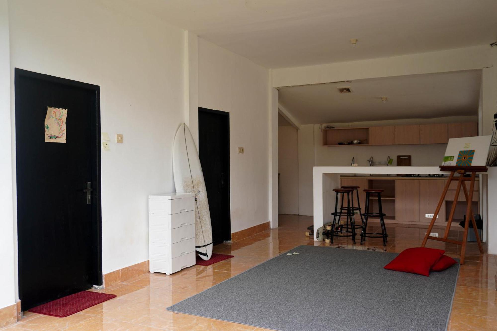 Indonesia Backpacker Hostels Kuta  Екстер'єр фото